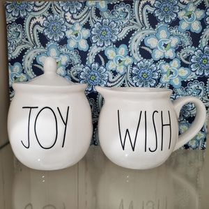 RAE DUNN Holiday Creamer & Sugar L👀K Christmas Morning Tea Coffee